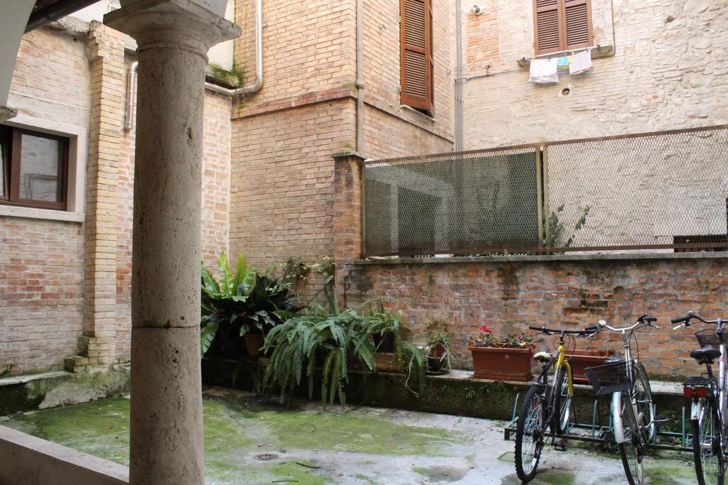 B&B Palazzo Migliani Ascoli Piceno Exteriör bild