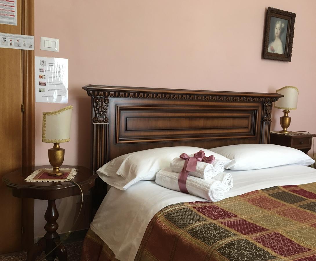 B&B Palazzo Migliani Ascoli Piceno Exteriör bild